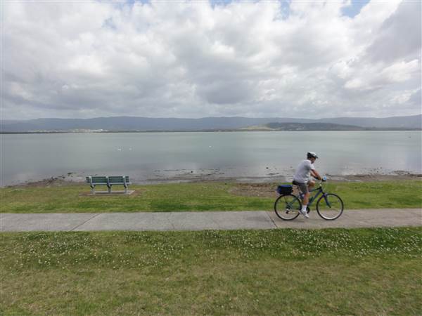 Lake Illawarra South-Skiway Park - Skiway Park & Moureendah Bay area (15/09/2011 - Credits: Tony Brown /SISE)