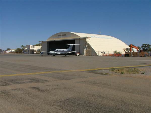 The Clive Bishop Medical Centre, Royal Flying Doctor Service - Broken Hill Airport (6/11/2006)