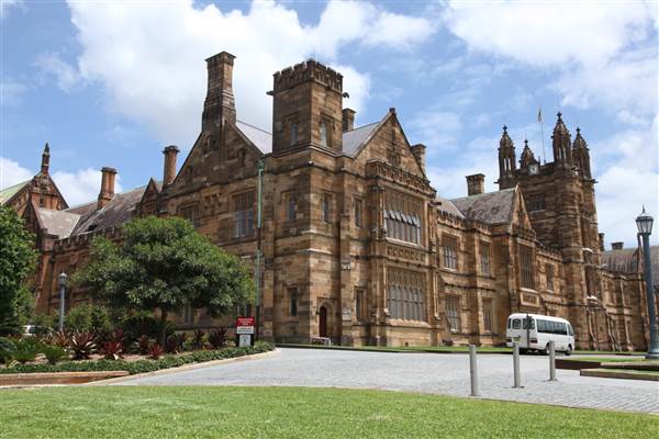 The Quadrangle Building - Sydney University (26/11/2013)