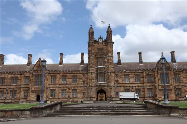 The Quadrangle Building - Sydney University (26/11/2013)
