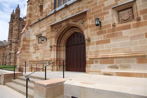 The Quadrangle Building - Sydney University (26/11/2013)