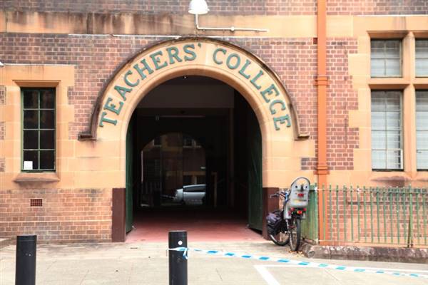 Old Teacher's College - The University of Sydney (27/11/2013)