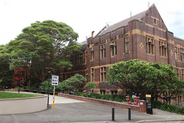Old Teacher's College - The University of Sydney (27/11/2013)