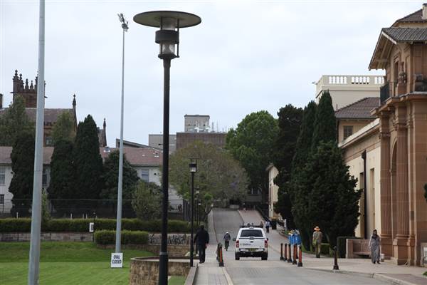School of Physics - Sydney University (27/11/2013)