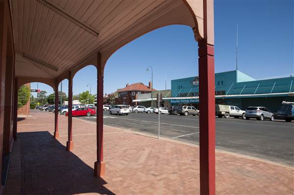 Bourke (11/12/2013)