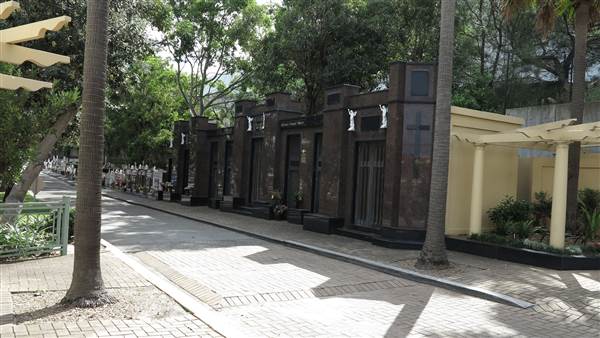 Botany Cemetery (24/02/2015 - Credits: Phillip Roope)