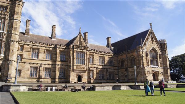 The Quadrangle Building - Sydney University (17/08/2015)