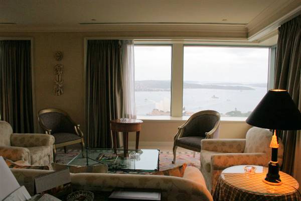 Shangri-La Hotel - Room 3511 (16/12/2006 - Credits: Lisa Scope)