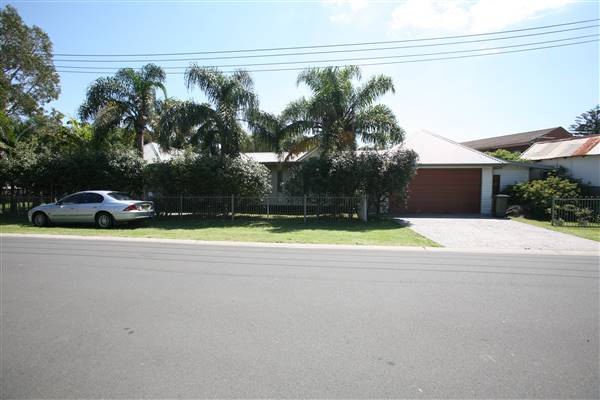 Kurnell Neighbourhood (12/03/2012 - Credits: Lisa Scope)