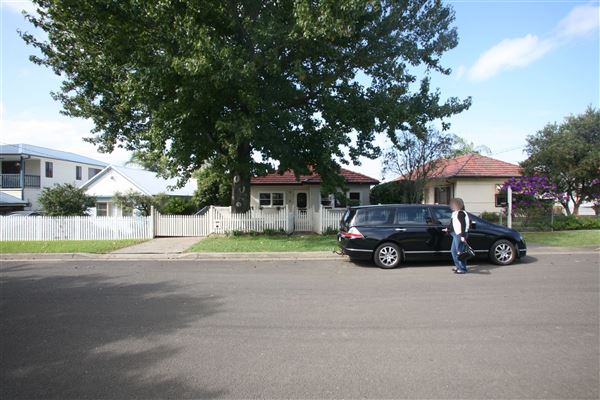 Ermington neighbourhood (3/02/2011 - Credits: Lisa Scope)