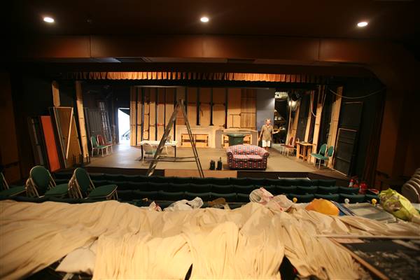 Cronulla School of Arts (8/02/2012 - Credits: Lisa Scope)