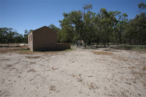 Bindara Station on the Darling - Period Homestead & Outbuildings (20/11/2015)