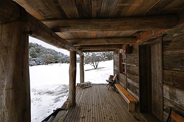 Moonbah Hut (20/11/2015)