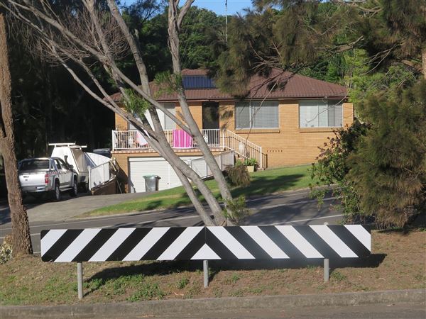 Kiama Downs neighbourhood - cul-de-sac + tennis court (7/12/2015 - Credits: Peter Hicks)