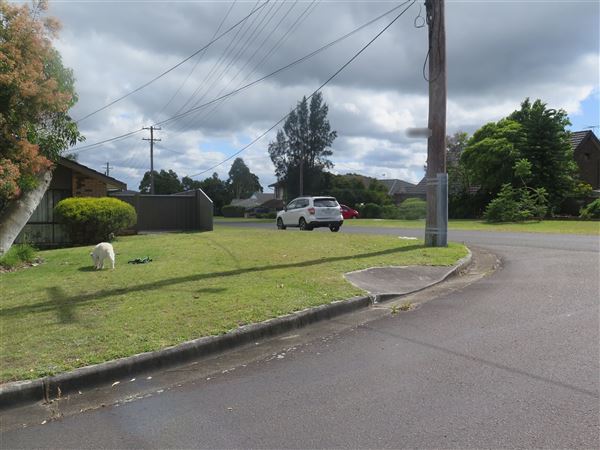 Helensburgh neighbourhood - cul-de-sac 1 (8/12/2015 - Credits: Peter Hicks)