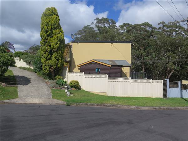 Helensburgh neighbourhood - cul-de-sac 6 (8/12/2015 - Credits: Peter Hicks)