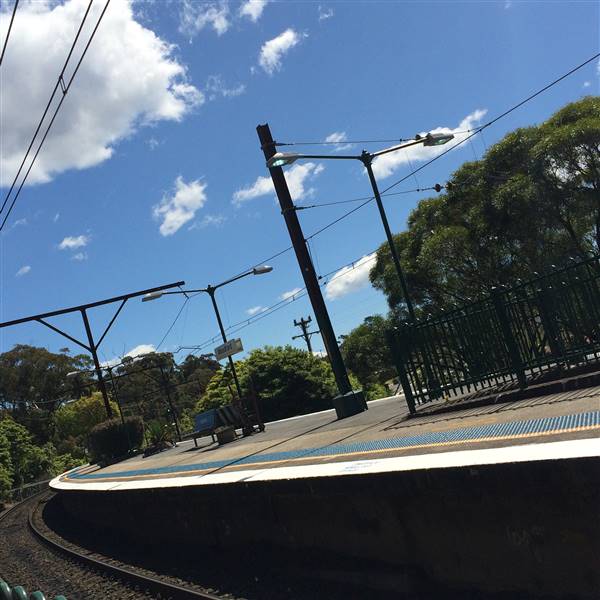 Woodford Railway Station (26/10/2016)