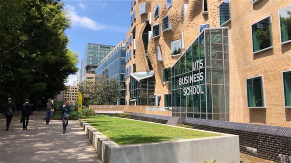 Ultimo - The Goods Line & Dr. Chau Chak Wing Building (26/10/2018 - Credits: Shannon Wheeler)