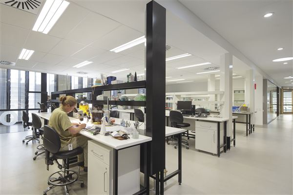 The Australian Botanic Garden Mount Annan - Laboratories Australian PlantBank at the Australian Botanic Garden Mount Annan (6/03/2014 - Credits: John Gollings)