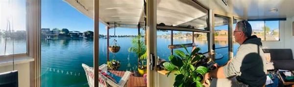 Houseboat Cruiser at Yamba Marina (1/12/2020 - Credits: Deb Morris)