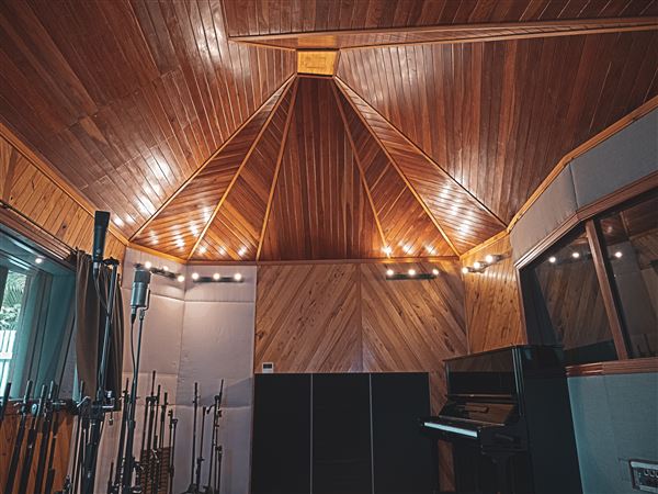 Rockinghorse Recording Studio and Estate - Rockinghorse  Studio (17/07/2018)
