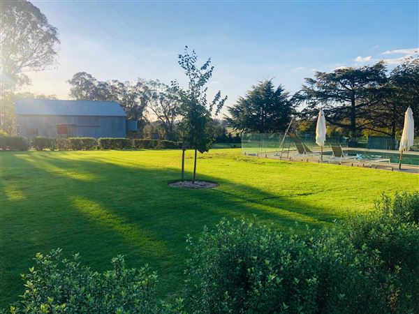 Private House & Barn - "Mountain View" (18/07/2023 - Credits: Jen Hughes)