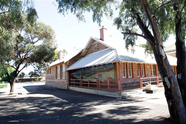 Alma Public School (25/02/2013 9:41:58 PM)