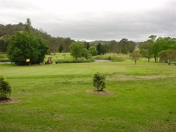 Antill Golf Club (25/02/2013 10:11:33 PM)