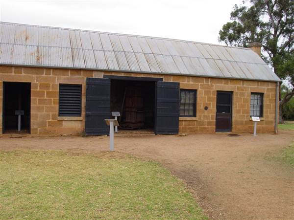 Dundullimal Homestead (28/02/2013 12:46:08 AM)
