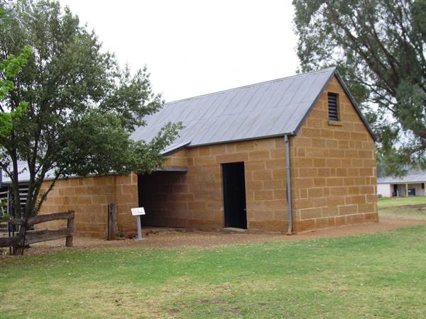 Dundullimal Homestead (28/02/2013 12:48:22 AM)