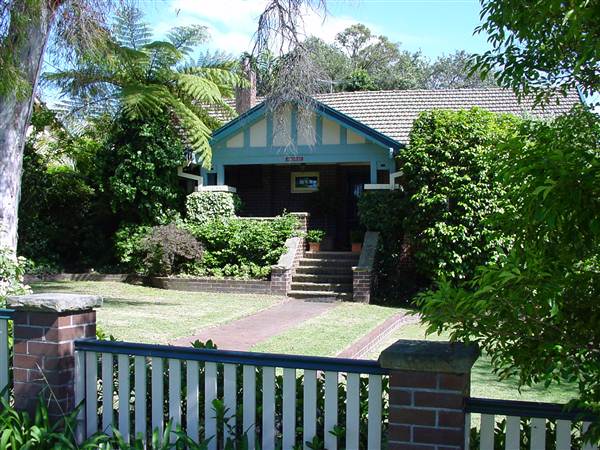 Lindfield (28/02/2013 1:45:01 PM)