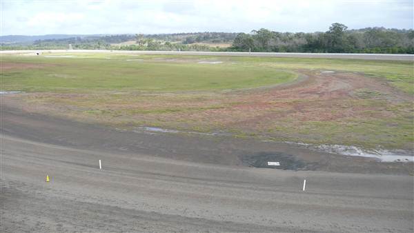 Menangle Park Paceway (28/02/2013 3:37:55 PM)