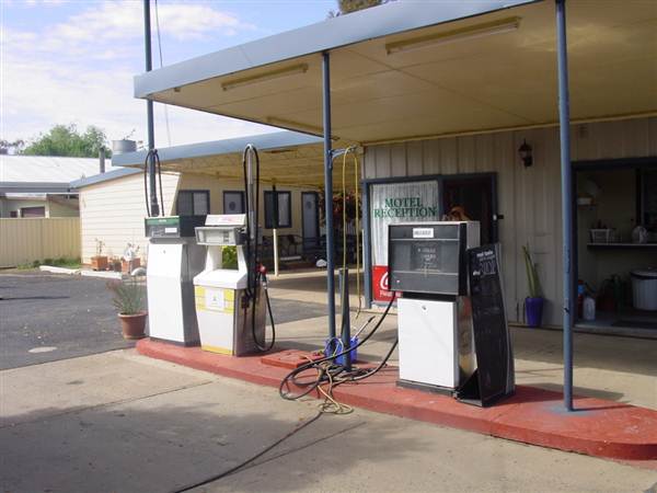 Black Stump Motel, Coolah (1/03/2013 10:28:40 AM)