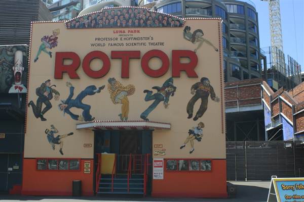Luna Park (1/03/2013 10:42:30 AM)