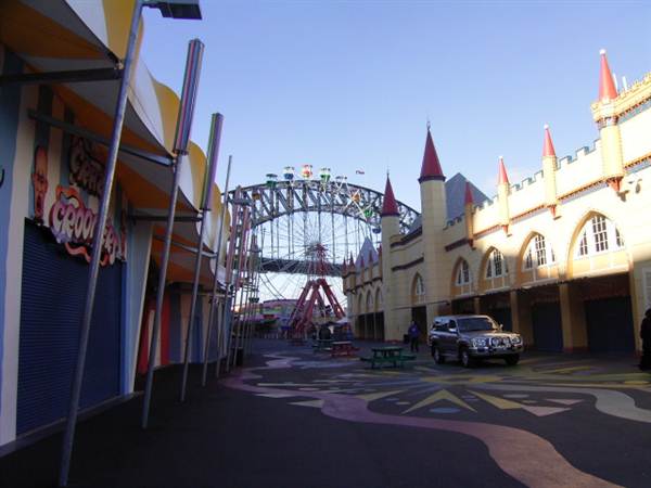 Luna Park (1/03/2013 10:45:47 AM)