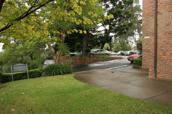Loreto, Normanhurst (1/03/2013 11:04:00 AM)