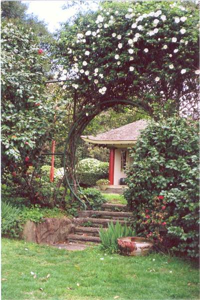 Eryldene Historic House and Garden (4/03/2013 12:49:47 PM)