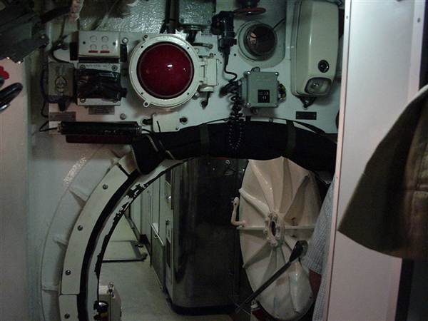 HMAS Onslow Submarine (5/03/2013 1:59:43 PM)