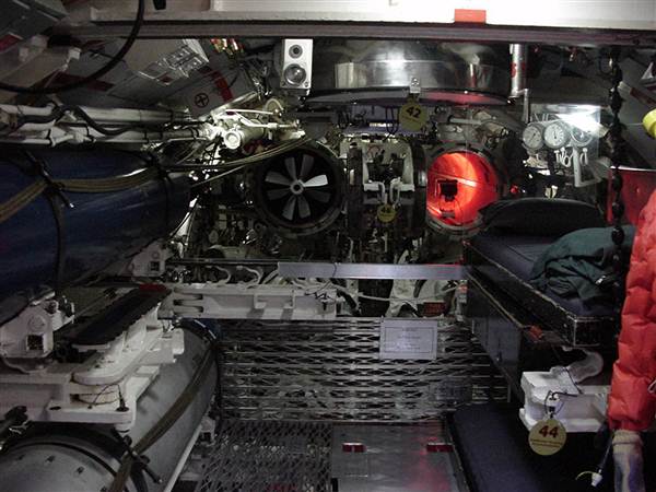 HMAS Onslow Submarine (5/03/2013 2:00:18 PM)