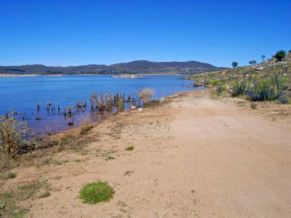Lake Jindabyne (5/03/2013 11:17:57 PM)
