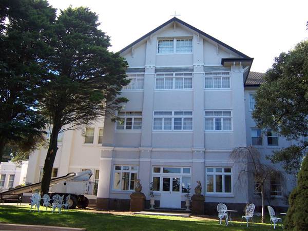 The Robertson Hotel (6/03/2013 1:39:01 PM)