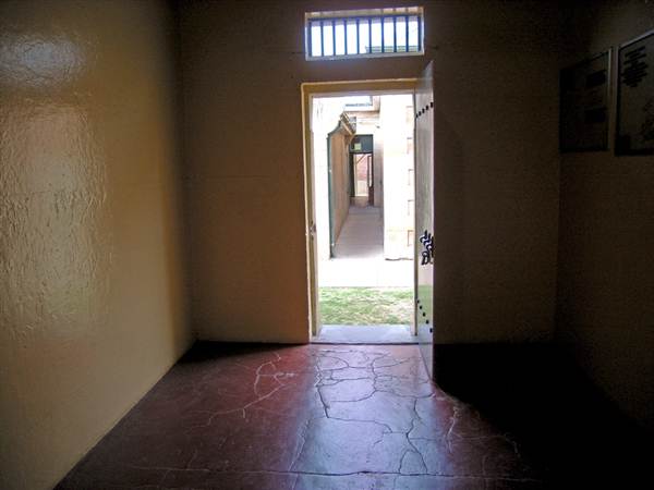 Old Dubbo Gaol (6/03/2013 3:06:11 PM)