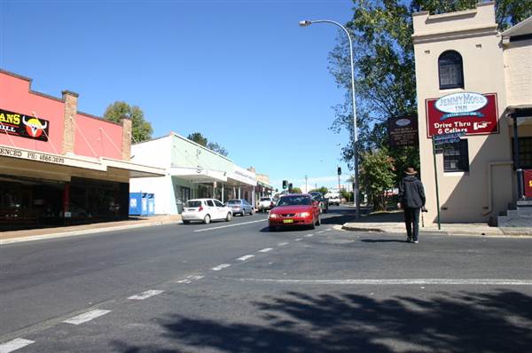 Moss Vale - Southern Highlands (8/03/2013 9:54:17 AM)