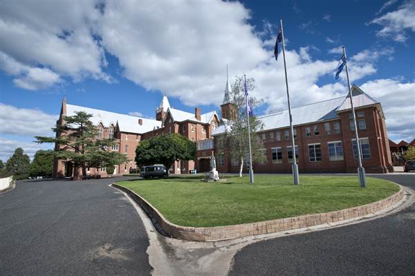 St Stanislaus College (9/03/2013 11:00:36 AM)
