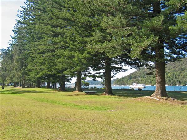 Currawong Beach Cottages & Basin Campground -  Ku-ring-gai Chase National Park (10/03/2013 9:47:19 PM)