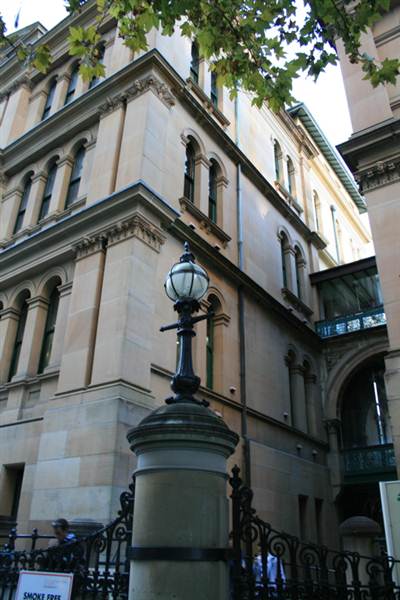 Sydney CBD - Macquarie Street (10/03/2013 10:04:52 PM)