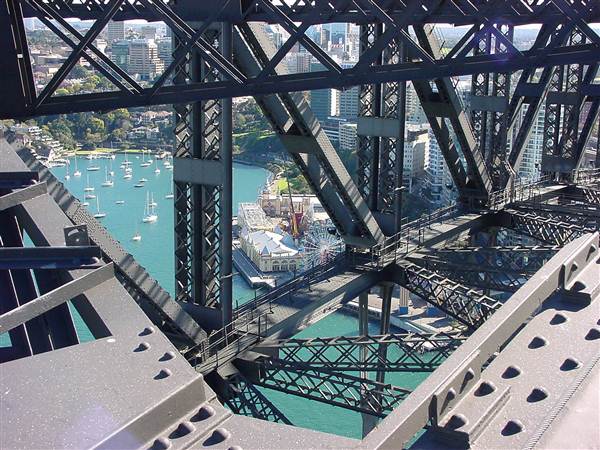 Sydney Harbour Bridge (11/03/2013 5:20:58 AM)