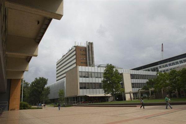 UNIVERSITY OF NSW - Brutalist (11/03/2013 11:39:13 AM)