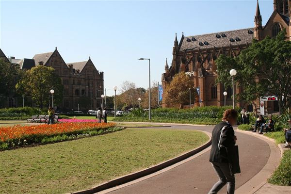 Hyde Park and Archibald Fountain - Sydney CBD (11/03/2013 1:09:45 PM)