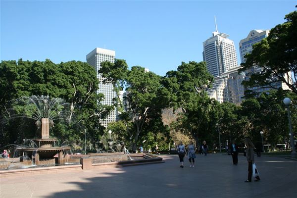 Hyde Park and Archibald Fountain - Sydney CBD (11/03/2013 1:11:17 PM)